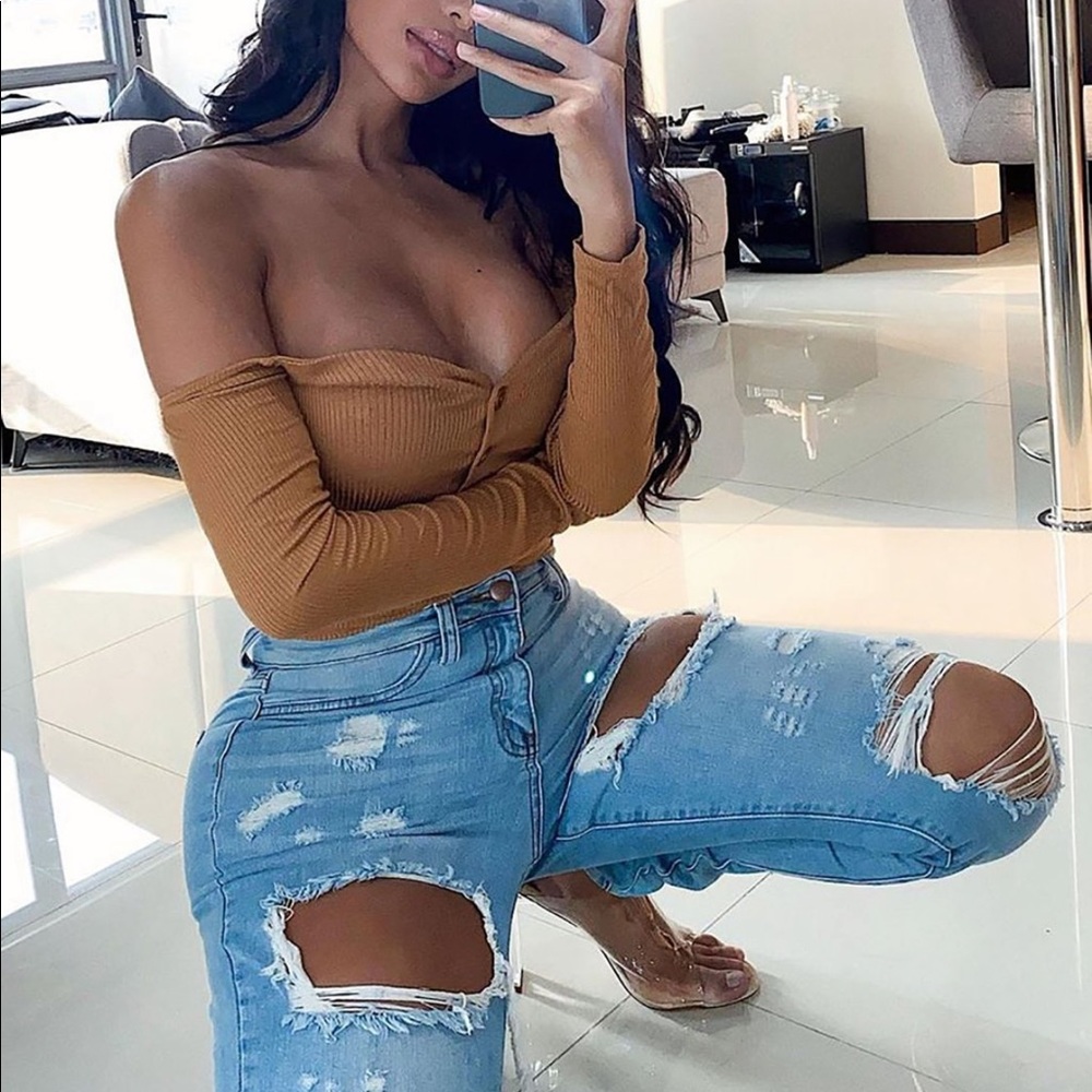 ‘Fool in love’ off shoulder bodysuit - FashionNova